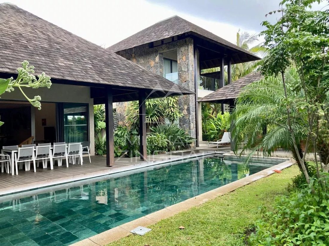 Villa in Grand Gaube, Rivière du Rempart District, Mauritius 1 - 17082902