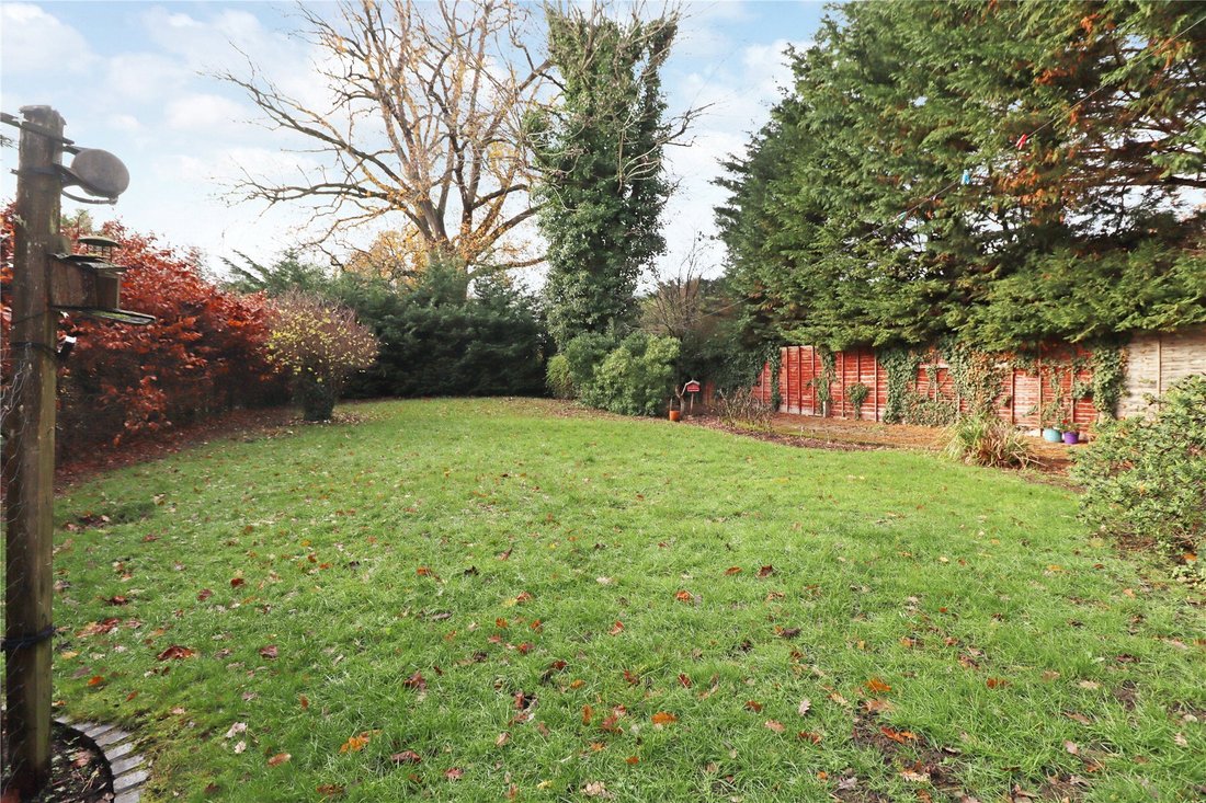 House in Mount Hermon, Woking, England 4 - 17093638