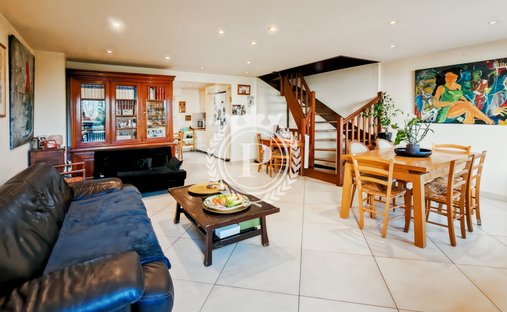 House in Thiers, Le Raincy, France 1