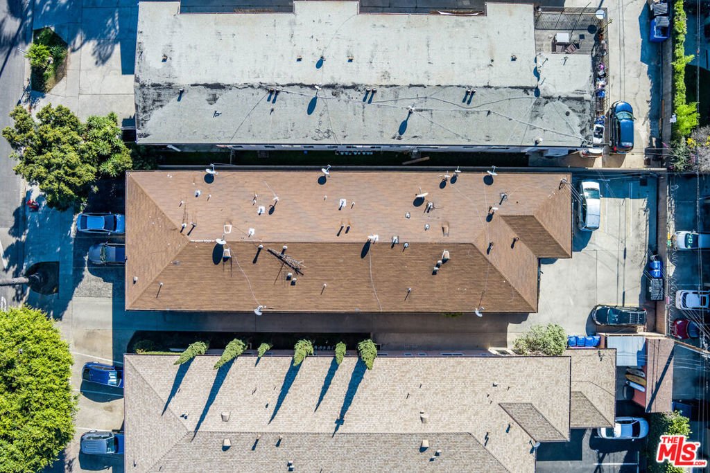 Los Angeles, California, United States 5 - 17094048