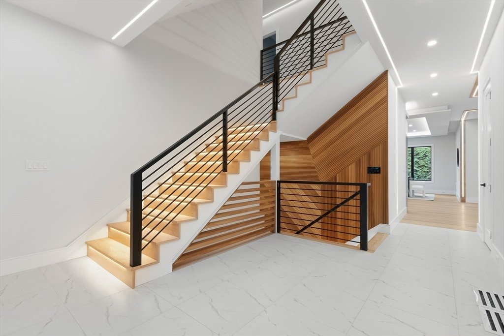 House in Needham, Massachusetts, United States 5 - 17096353