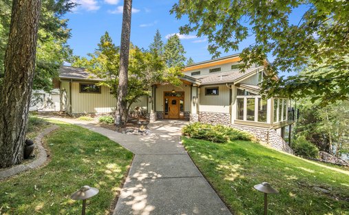 House in Lakeside, Montana, United States 1