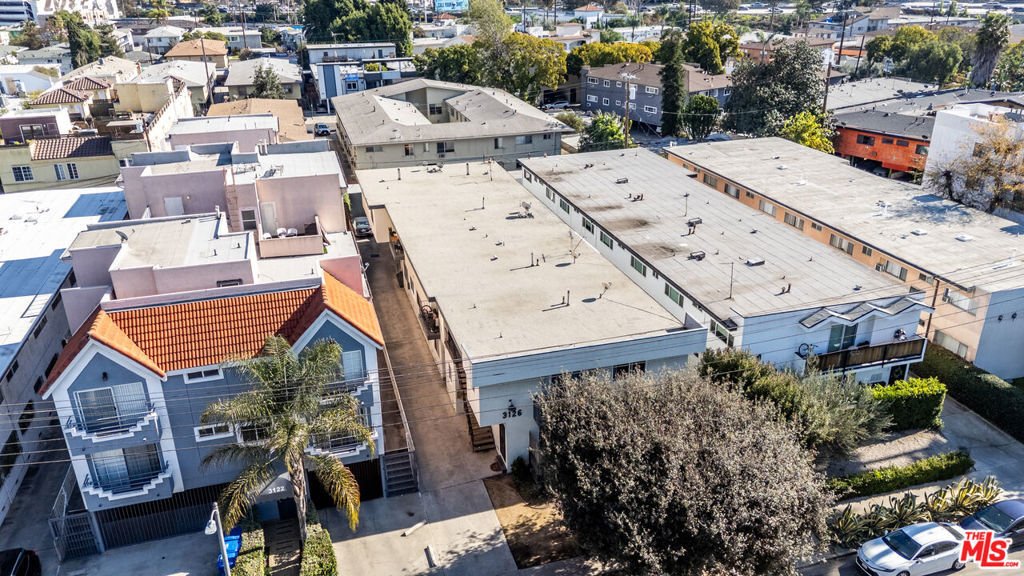 Los Angeles, California, United States 4 - 17094039