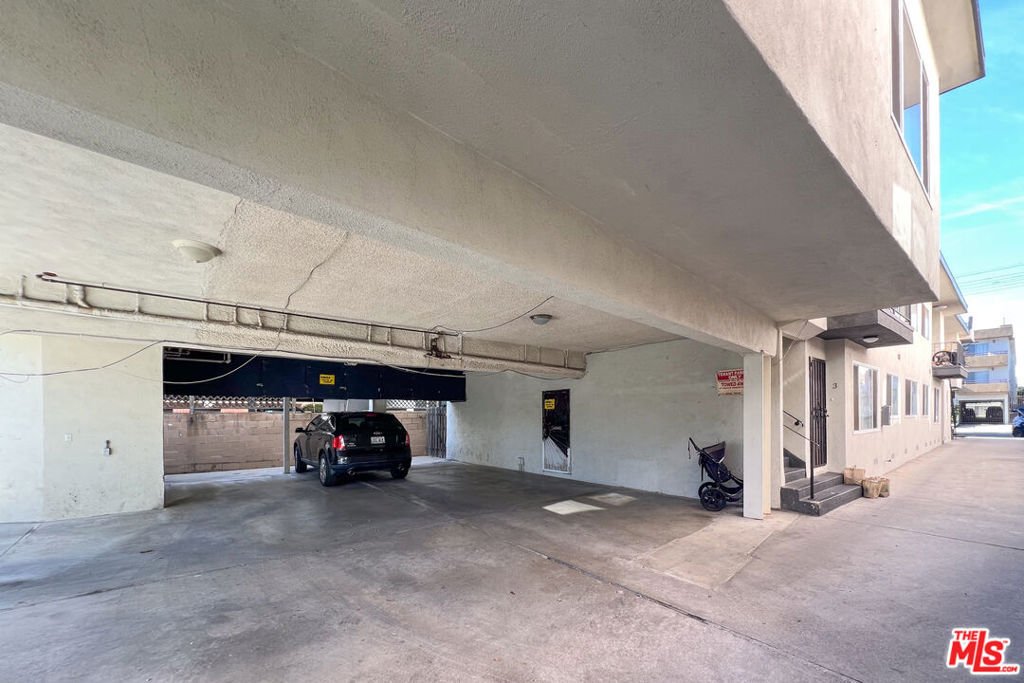 Los Angeles, California, United States 5 - 17094039