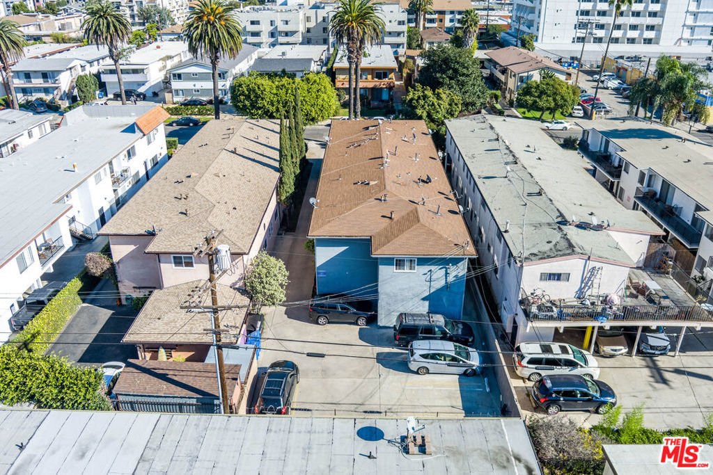 Los Angeles, California, United States 4 - 17094048