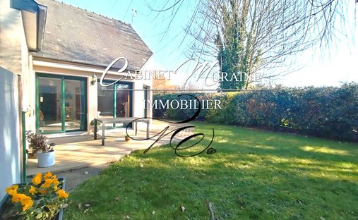 Villa in Saint-Lunaire, Brittany, France 1