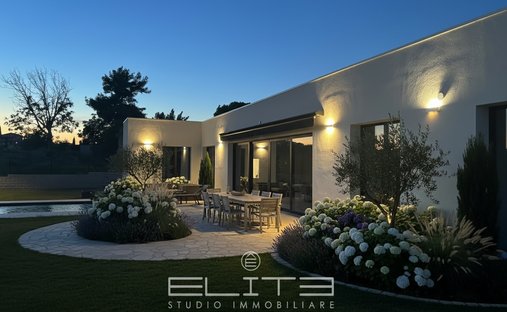 Villa a Montignano-Marzocca, Senigallia, Marche 1