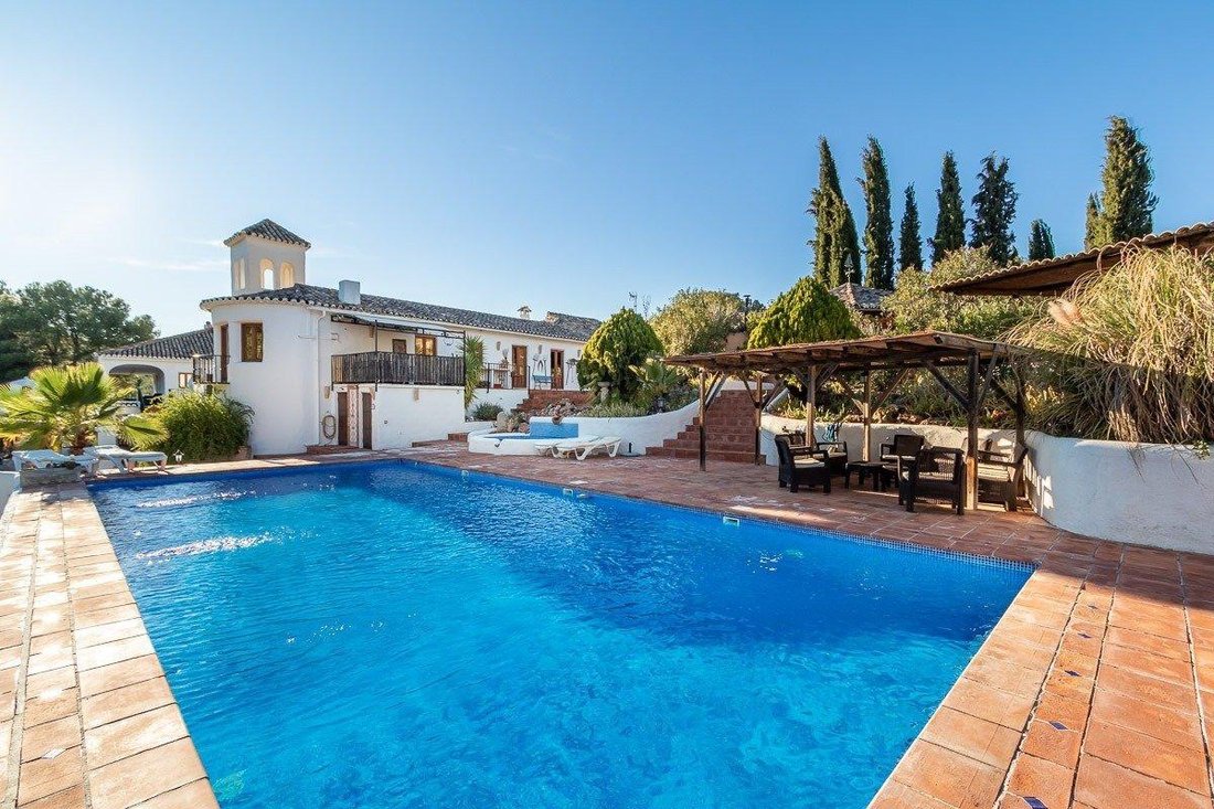 Villa in Alcaudete, Andalusia, Spain 2 - 17094591