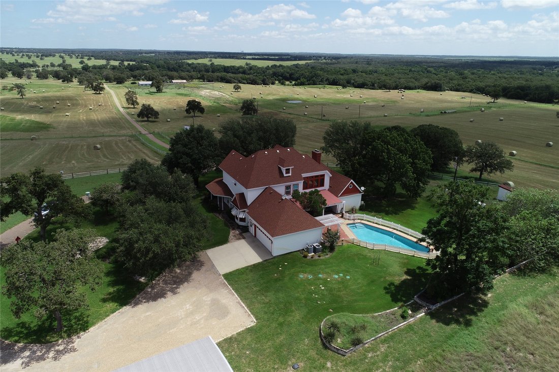 Farm Ranch in Thrall, Texas, United States 3 - 16500580