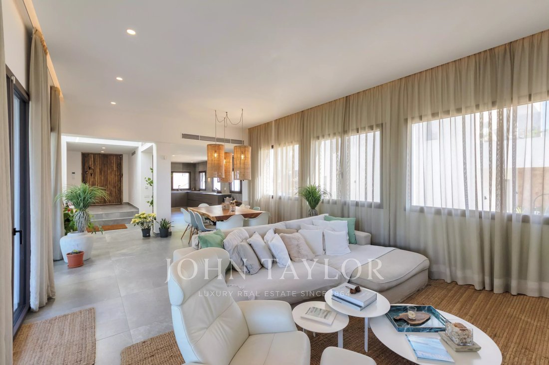 House in Santa Eularia des Riu, Balearic Islands, Spain 3 - 17090415