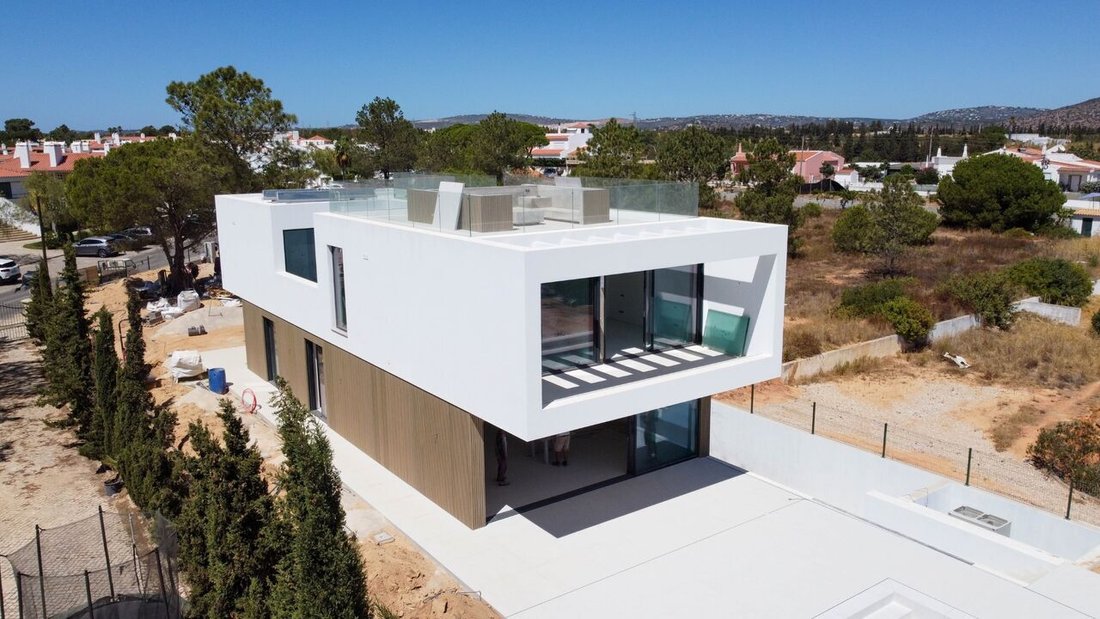 House in Vilamoura, Quarteira, Algarve 1 - 17097673
