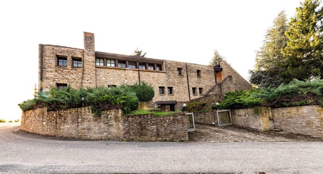 Villa in Historic Center, Cuneo, Piedmont 1 - 17097042