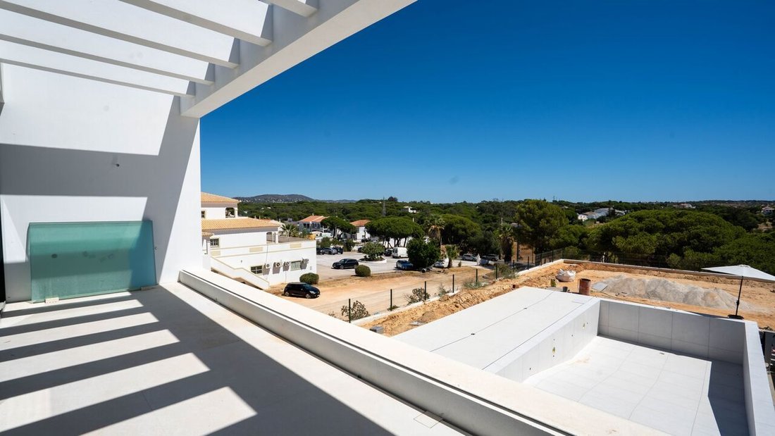 House in Vilamoura, Quarteira, Algarve 2 - 17097673