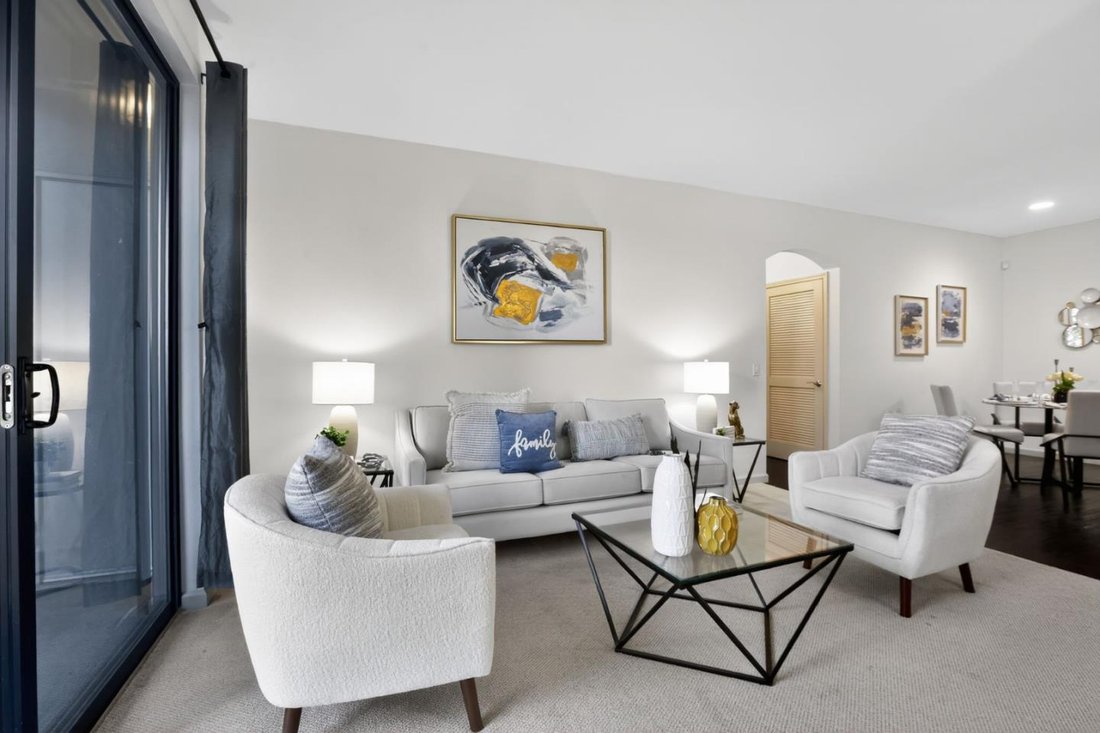 Condo in Cupertino, California, United States 2 - 17093455