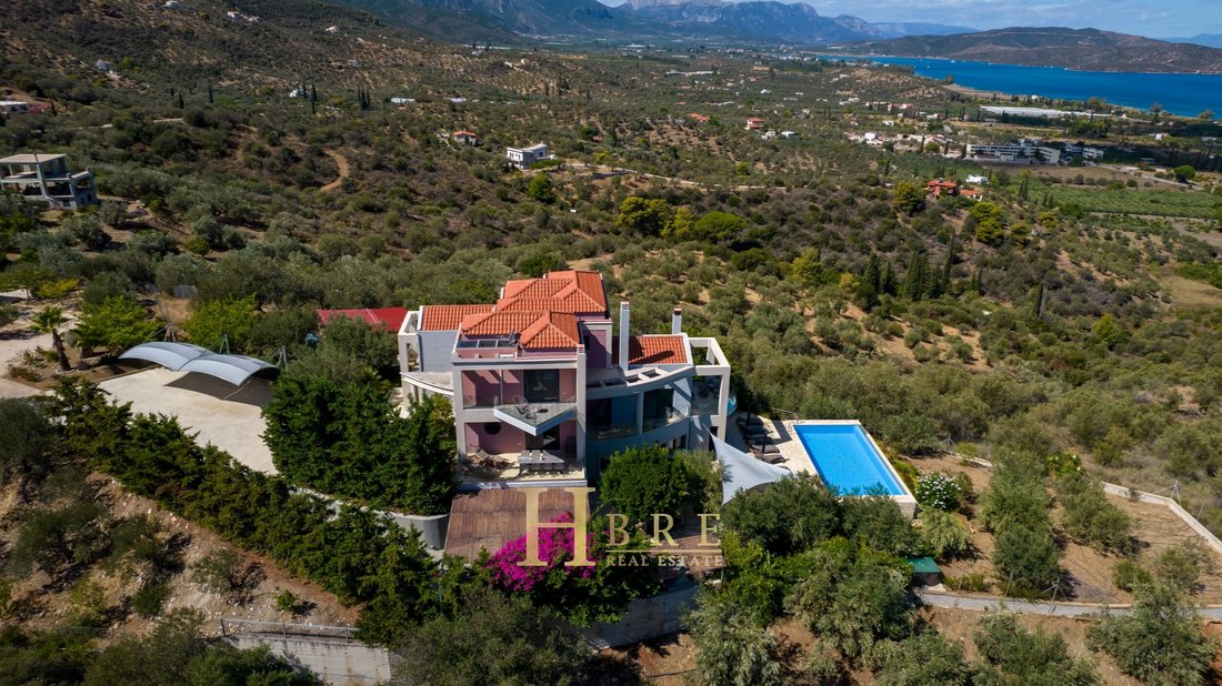 Villa in Galatas Community, Troizinia, Greece 3 - 17097428