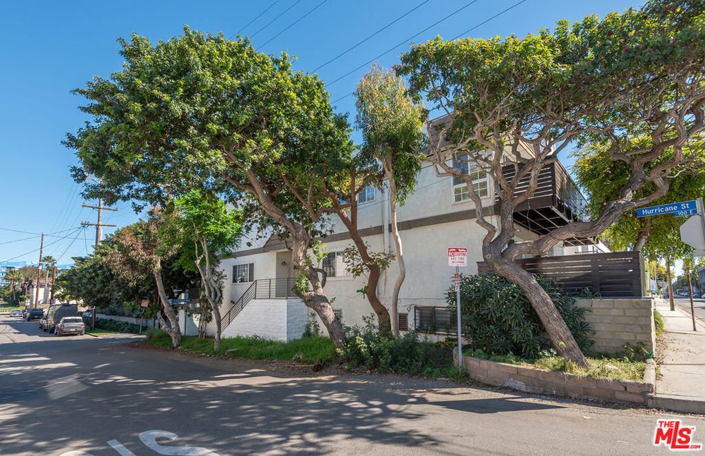 Marina del Rey, California, United States 3 - 16738112