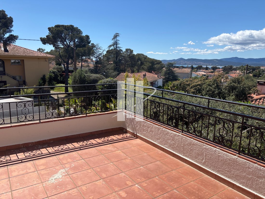 Apartment in Le Dramont-Agay-Anthéor-Le Trayas, Saint-Raphaël, France 1 - 17097349