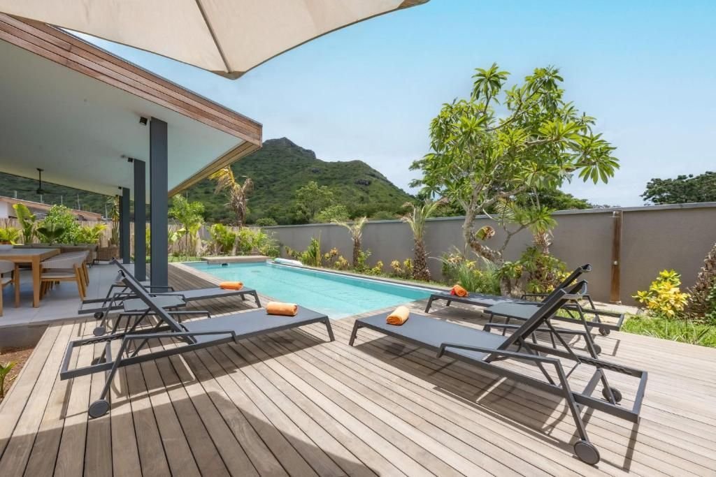 Villa in Tamarin, Rivière Noire District, Mauritius 2 - 17097457