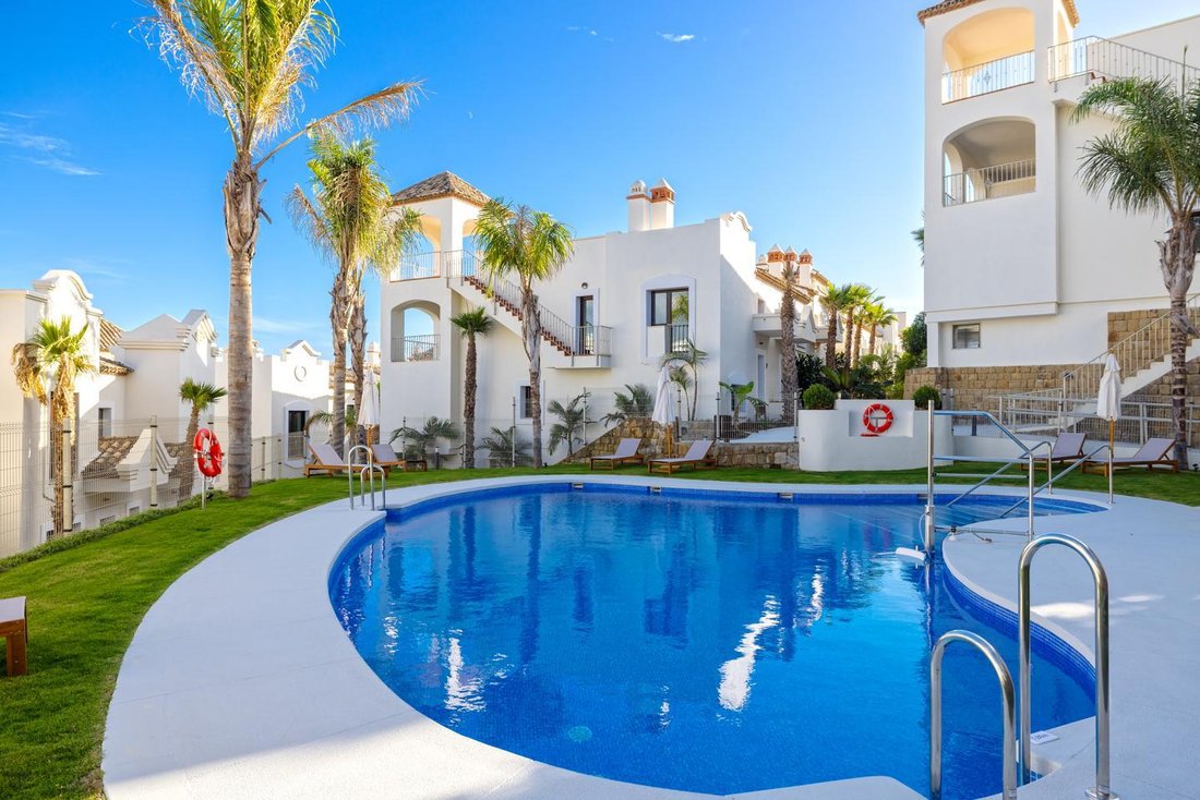 Villa in Estepona, Andalusia, Spain 4 - 16908603