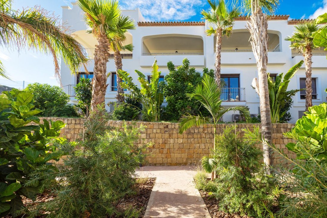Villa in Estepona, Andalusia, Spain 3 - 16908603