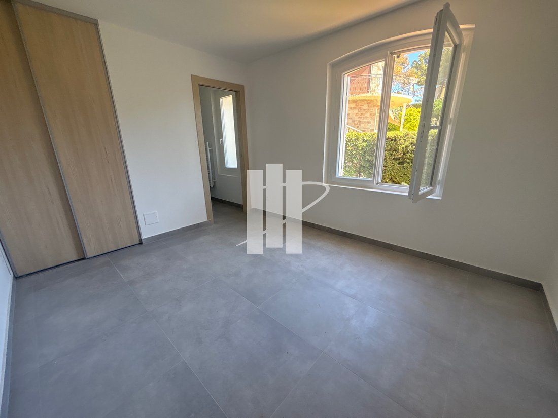 Apartment in Le Dramont-Agay-Anthéor-Le Trayas, Saint-Raphaël, France 5 - 17097349