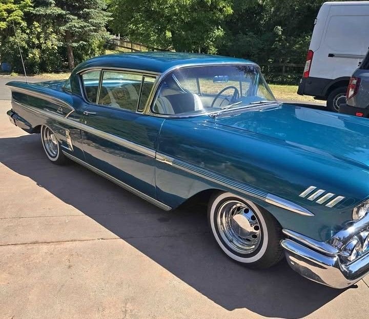 Coupe in Glendale, United States 3 - 17097214