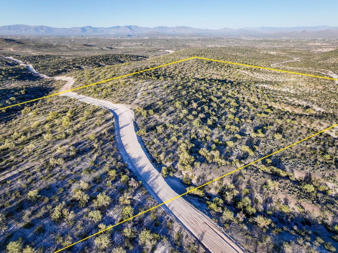 Land in Wickenburg, Arizona, United States 5 - 16877031