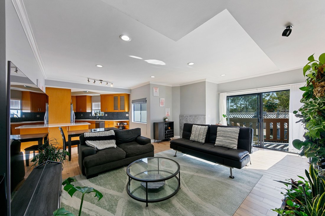 Condo in Los Angeles, California, United States 1 - 17097087