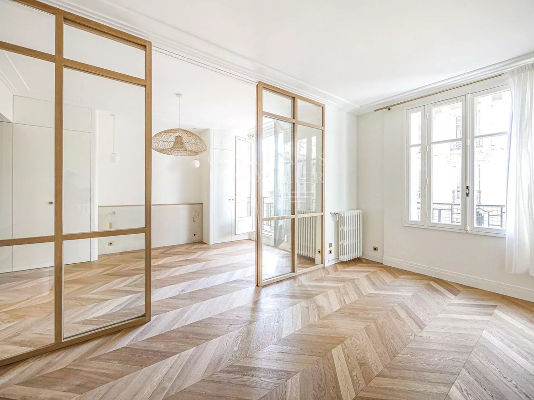 Apartment in Muette Sud, Paris 16e Arrondissement, Paris 2 - 14819934