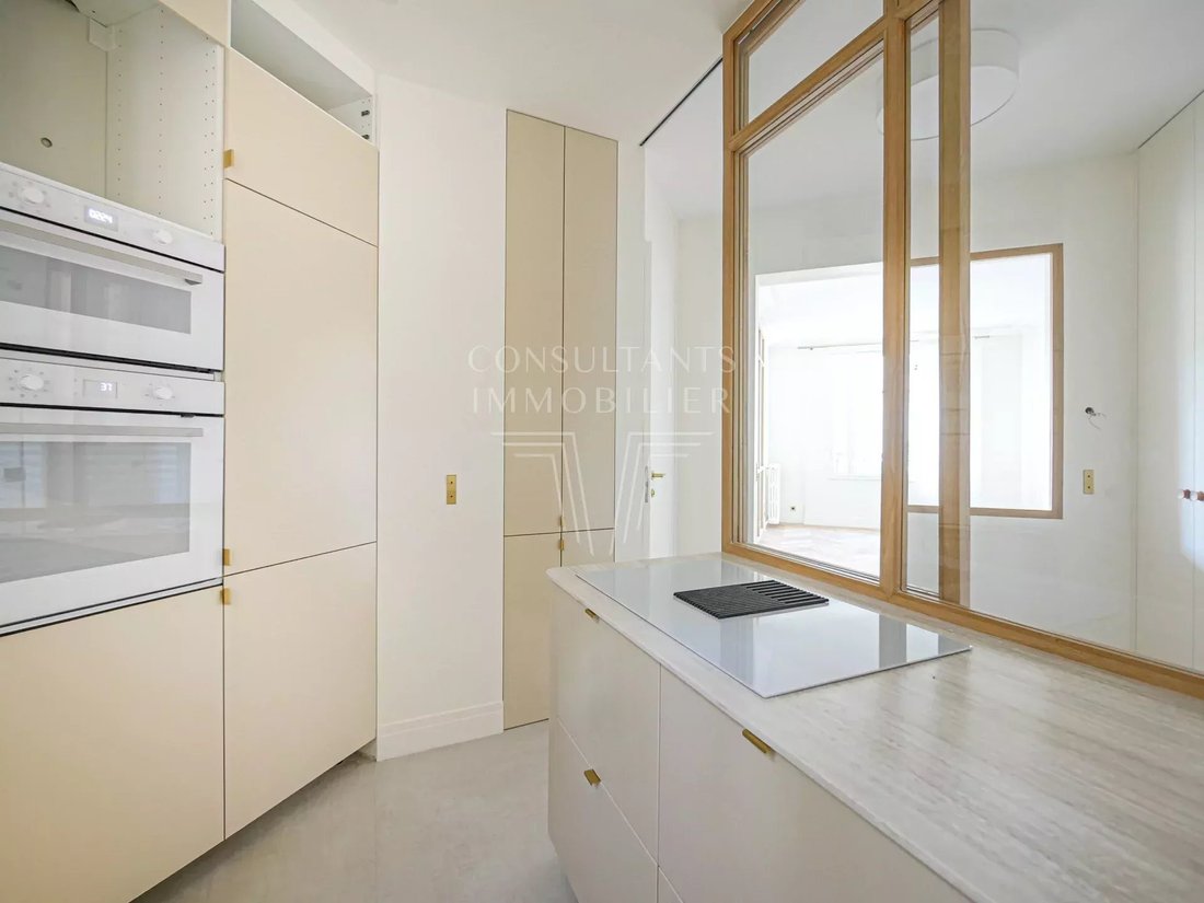 Apartment in Muette Sud, Paris 16e Arrondissement, Paris 4 - 14819934