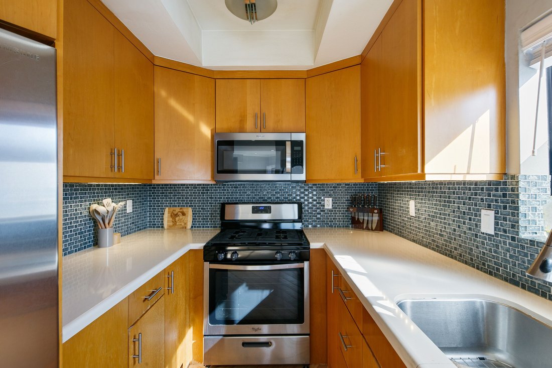 Condo in Los Angeles, California, United States 3 - 17097087
