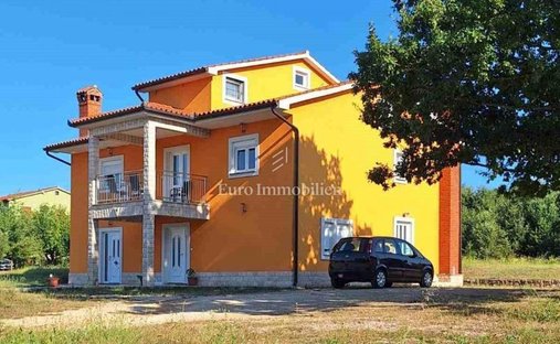 Casa a Albona, Regione istriana, Croazia 1
