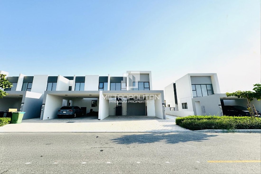 Townhouse in Wadi Al Safa 5, Wadi Al Safa, Dubai 2 - 17098279