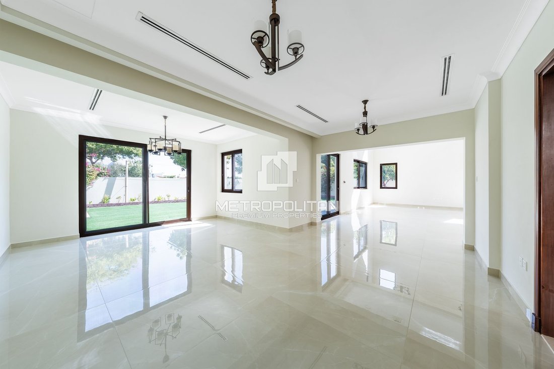 Villa in Wadi Al Safa 7, Wadi Al Safa, Dubai 5 - 16116477