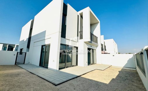Townhouse in Wadi Al Safa 5, Wadi Al Safa, Dubai 1