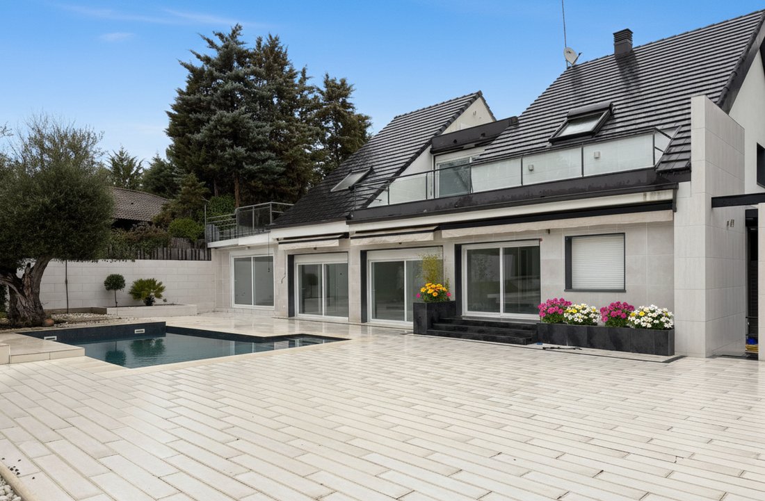 Chalet in La Moraleja, Alcobendas, Comunidad de Madrid 2 - 17098304
