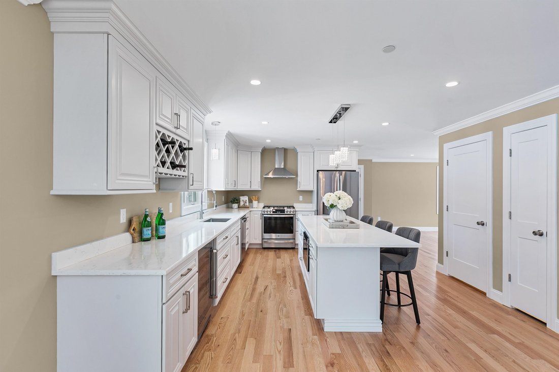 House in Derry, New Hampshire, United States 4 - 16889712
