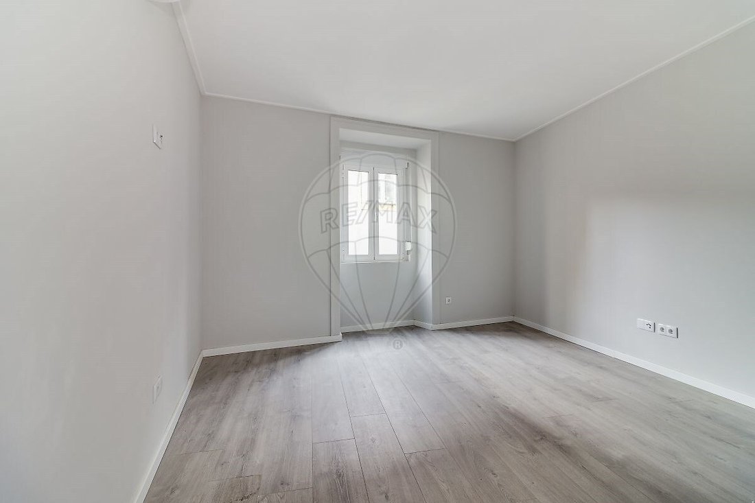 Apartment in Santo Antonio, Lisbon, Portugal 5 - 17098536