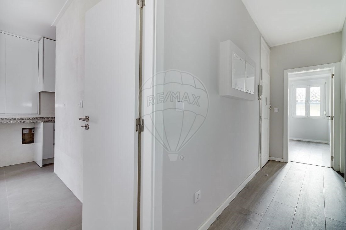 Apartment in Santo Antonio, Lisbon, Portugal 2 - 17098536