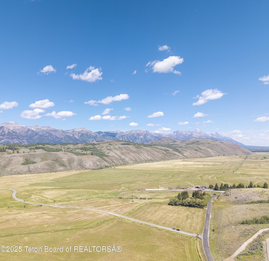 Land in Jackson, Wyoming, United States 2 - 17098507