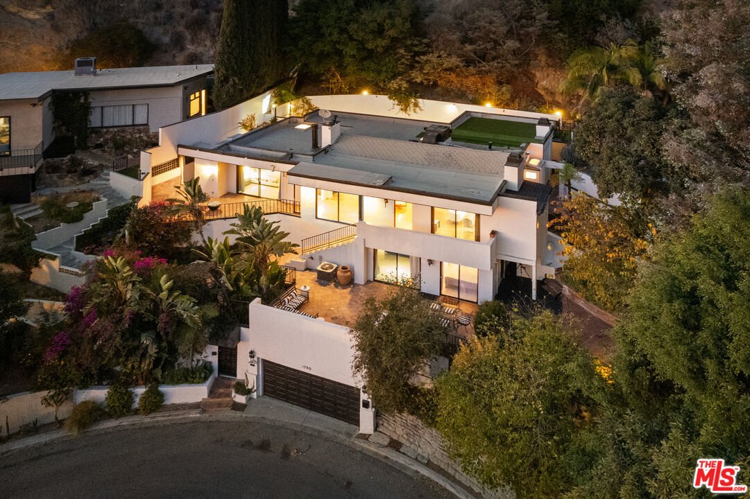 House in Los Angeles, California, United States 1 - 17098474