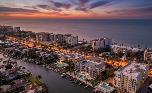 Condo in Naples, Florida, United States 1