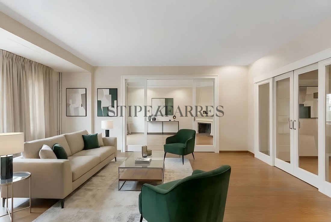 Apartment in Sarrià-Sant Gervasi, Barcelona, Spain 1 - 17099069