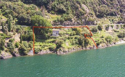 Villa in Dorio, Lombardy, Italy 1
