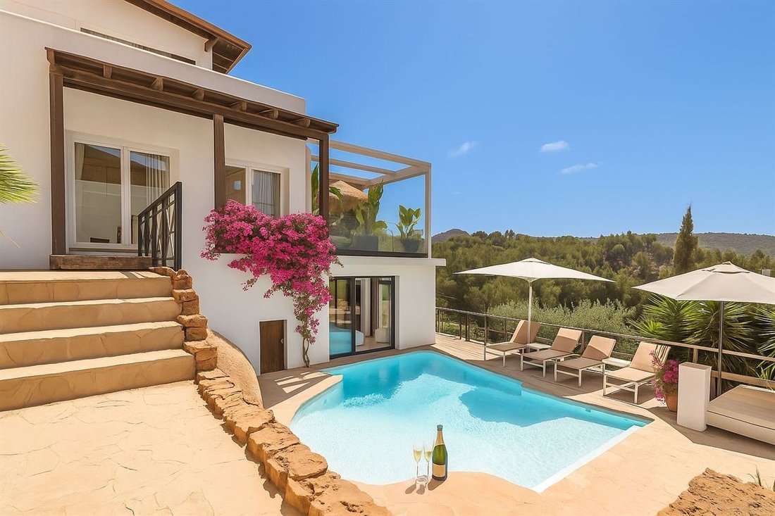 Villa in Can Furnet, Santa Eularia des Riu, Balearic Islands 1 - 17126783