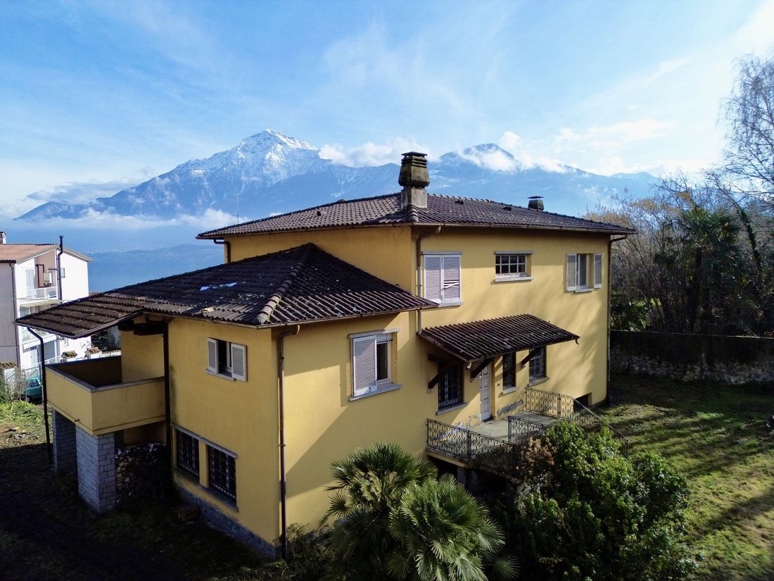 Villa in Gravedona ed Uniti, Lombardy, Italy 1 - 10651489