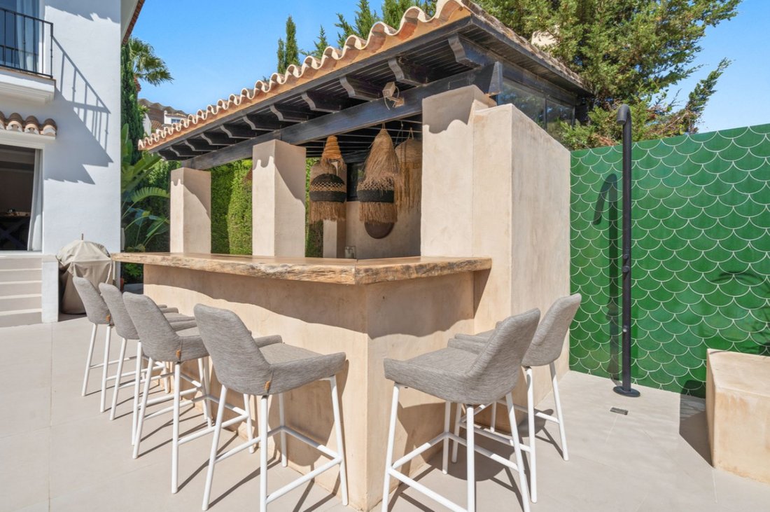 Villa in Marbella, Andalusia, Spain 5 - 17129098