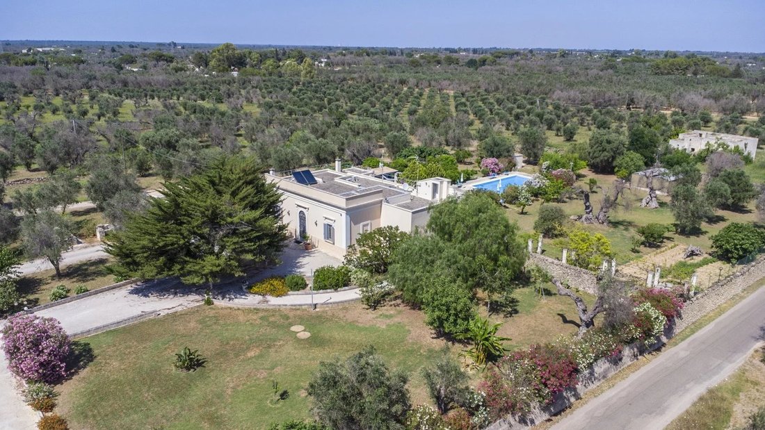 Villa in Oria, Apulia, Italy 2 - 15375116