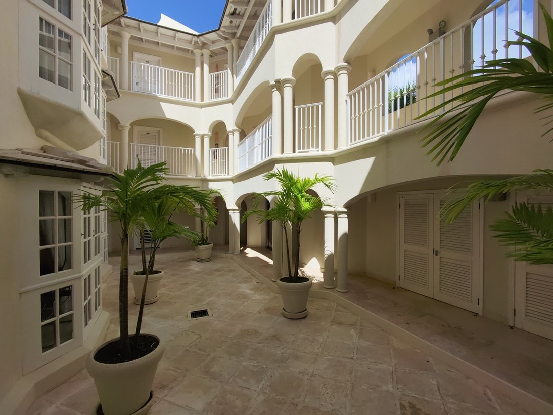Villa en Fitts Village, Parroquia de Saint James, Barbados 1 - 17099319
