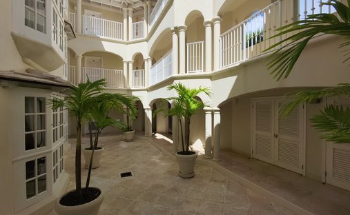 Villa in Fitts Village, Saint James, Barbados 1